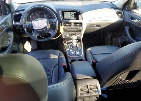 2016 Audi Q5 Premium Plus z USA, uszkodzony, nr VIN WA1L2AFP6GA129375